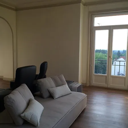 Cote Chic Apartment